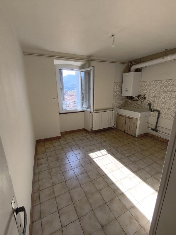 image bien 10 Appartement T3 8 rue Elise Arnal Sabde à MILLAU - photo 10
