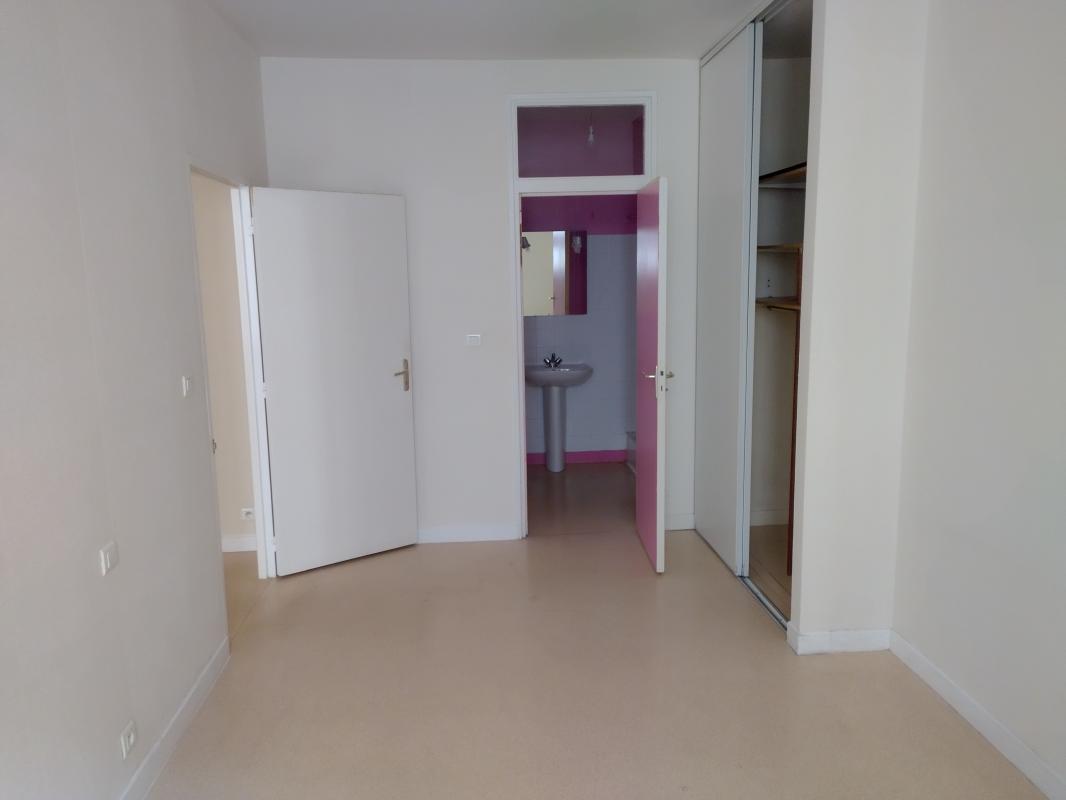 image bien 10 Appartement T2 1 rue Almeras à MILLAU - photo 10